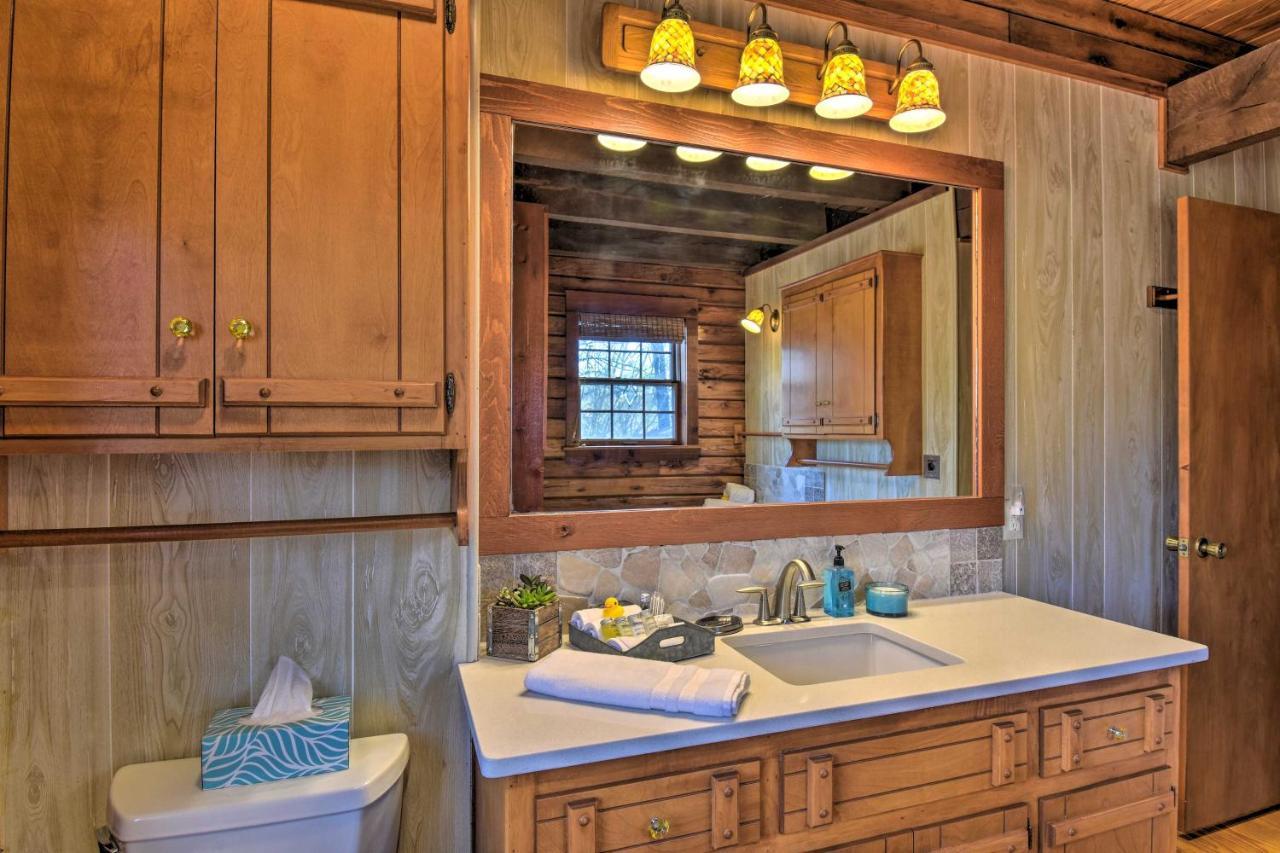 Luxury Pearcy Cabin With 5 Private Acres And Hot Tub! Exteriér fotografie