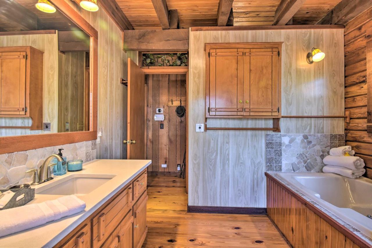 Luxury Pearcy Cabin With 5 Private Acres And Hot Tub! Exteriér fotografie